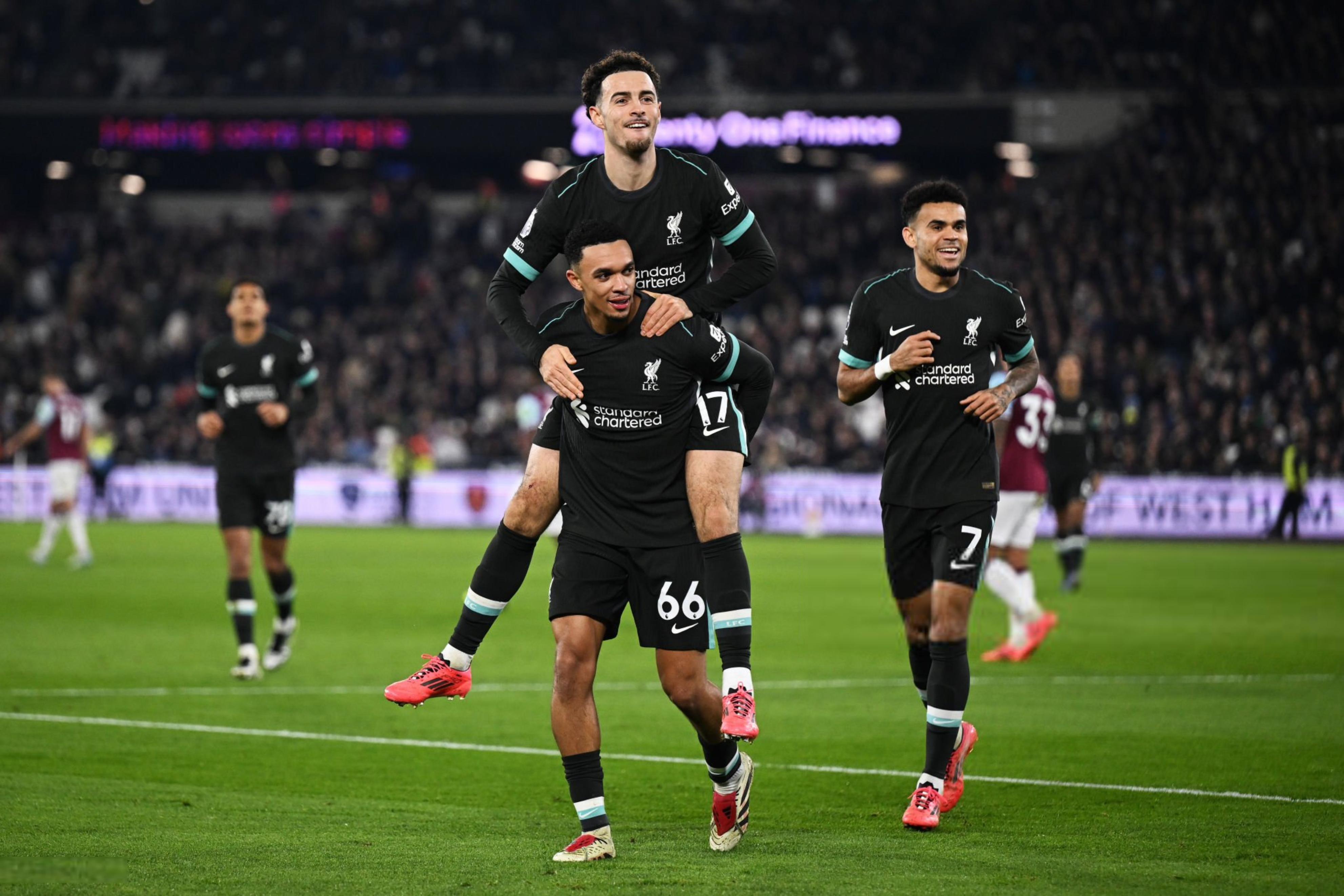 九游官方平台-萨拉赫连续三场比赛得分超过反败为胜，MAD不断突破！-九游官方平台